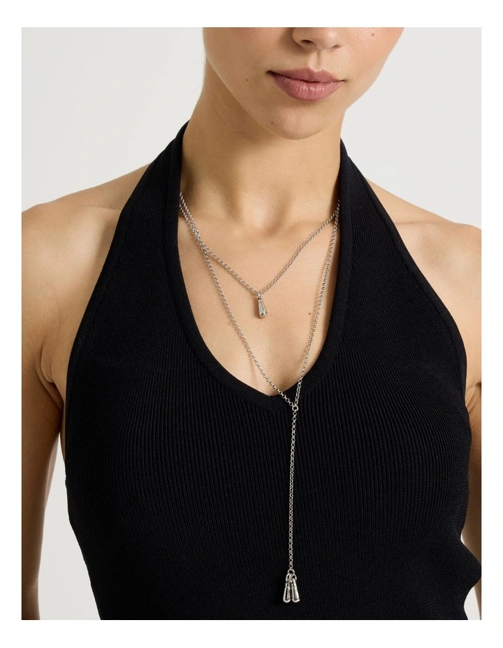 Tear Drop Lariat Necklace in Silver image 4