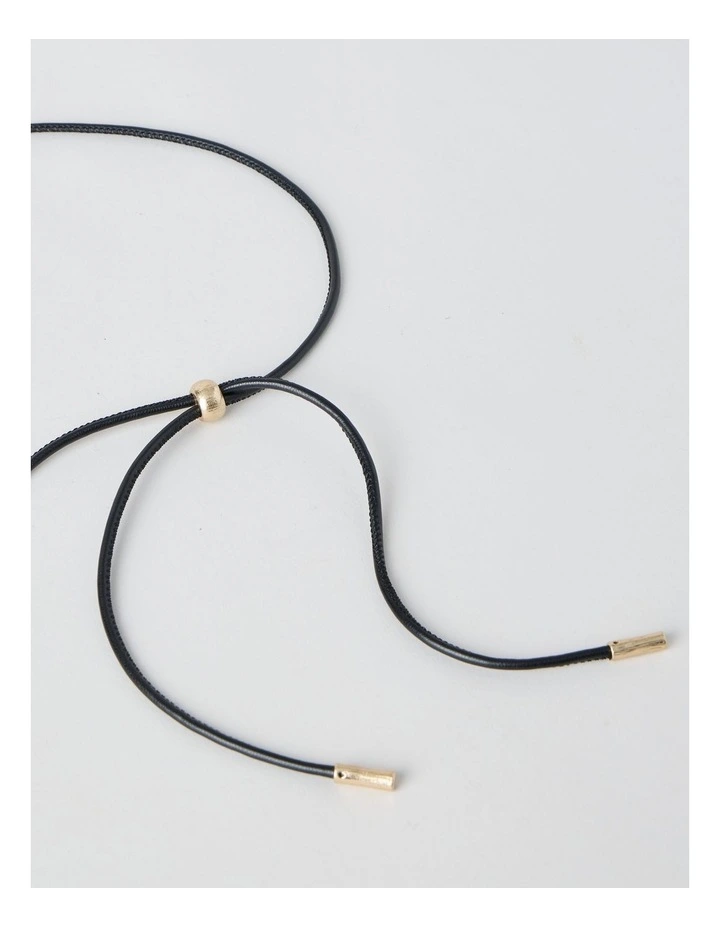 Beaten Circles Pendant Necklace in Gold image 6