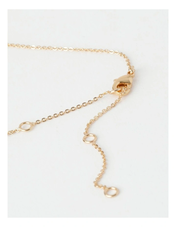 Trio Stone Fine Chain Necklace in Gold image 5