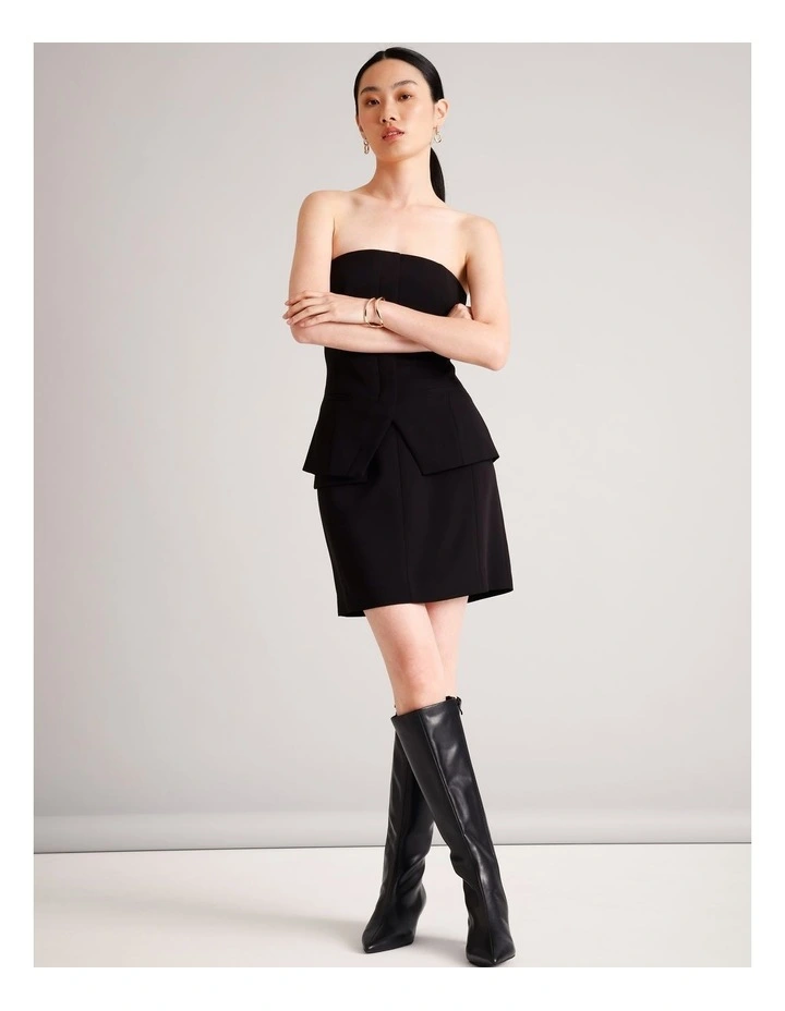 Cut Out Cuff in Gold image 2