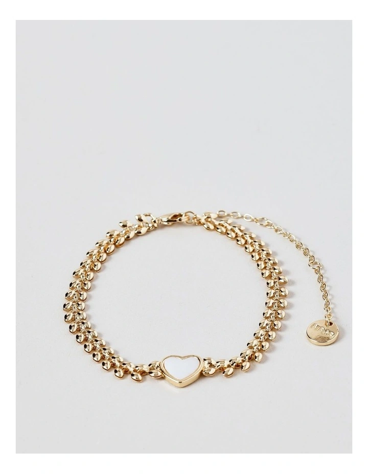 Heart Bracelet in Gold image 1
