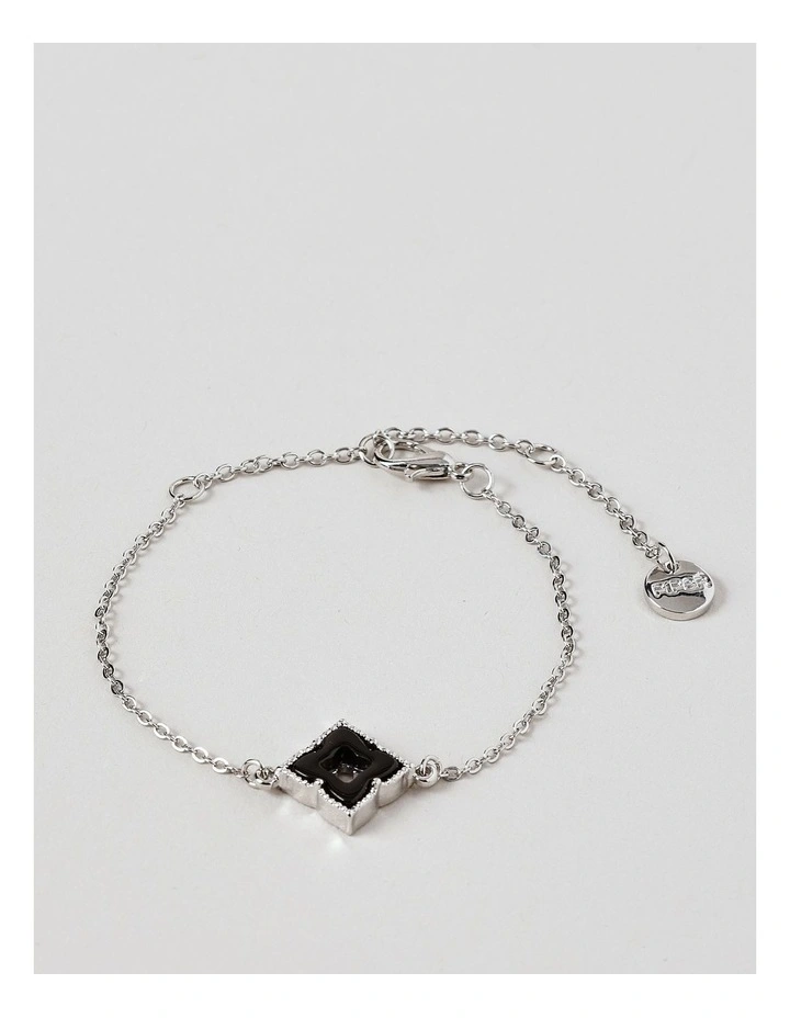 Single Icon Bracelet in Silver image 1
