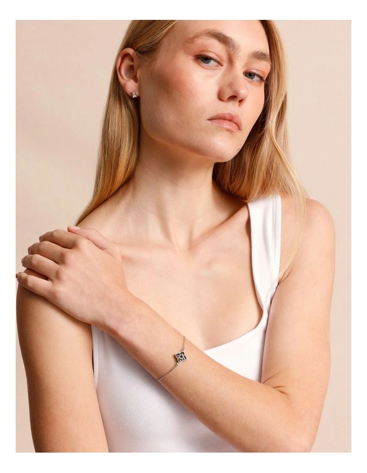 Single Icon Bracelet in Silver image 2