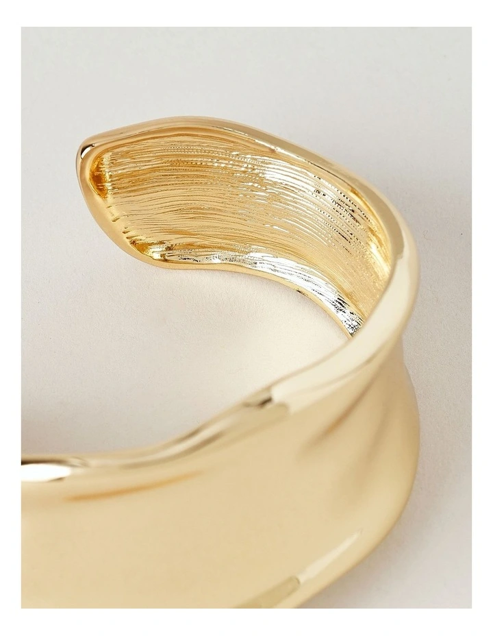Chunky Cuff Bangle in Gold image 3