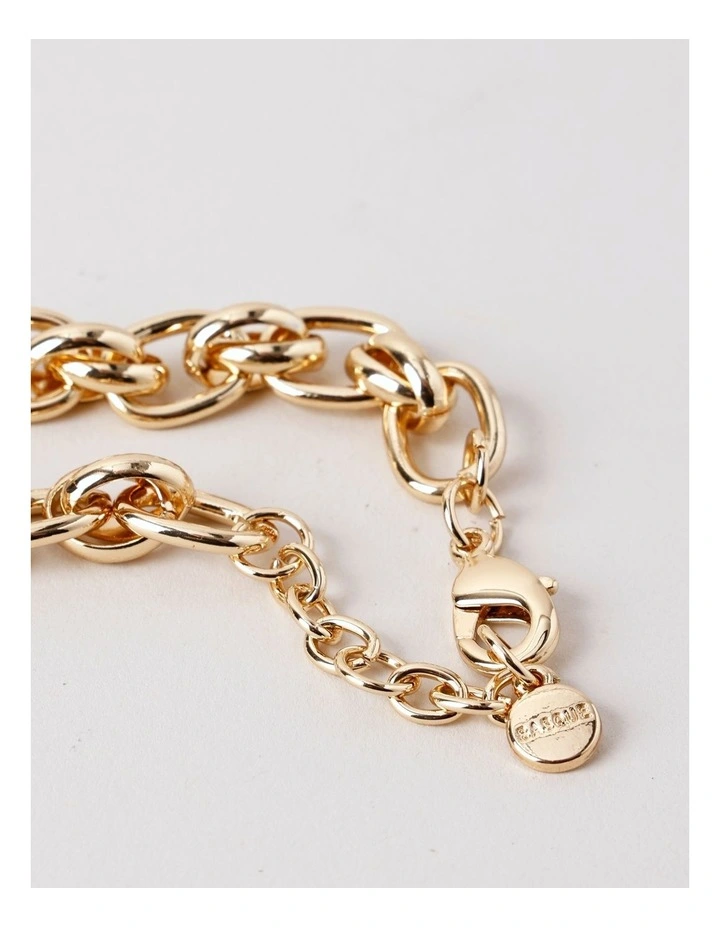 Circle Feature Bracelet in Gold image 5