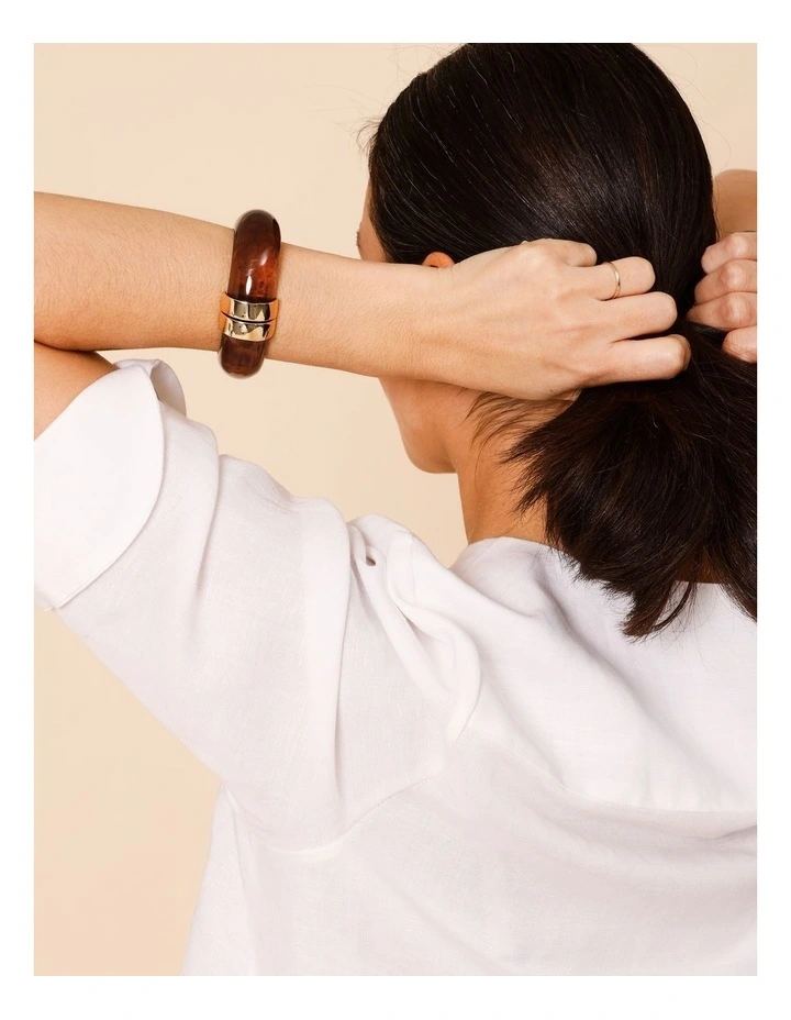 Tort Hinged Bangle in Brown/Ivory image 4