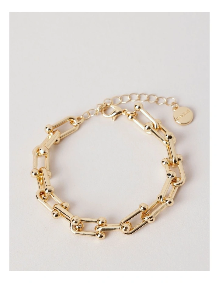 Chain Bracelet in Gold image 1