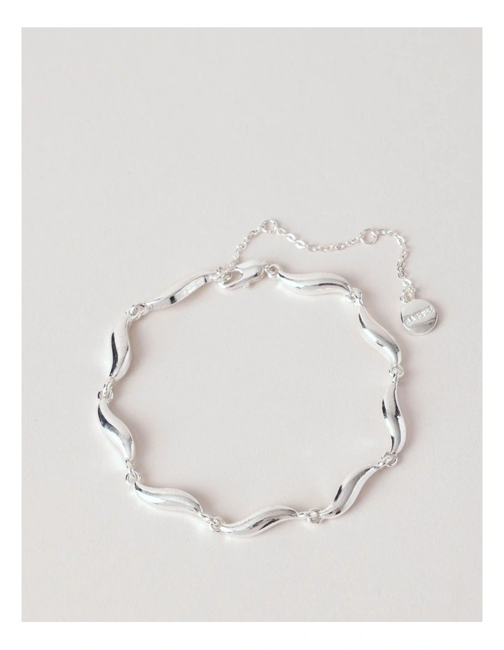 Wavy Bracelet in Silver image 1