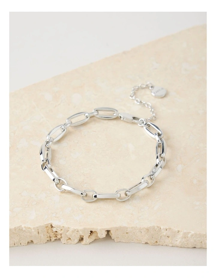 Silver Oval Chain Link Bracelet image 3