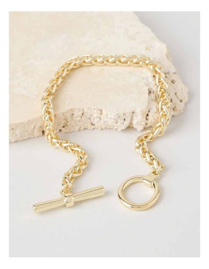 Twisted Rope Chain Bracelet in Gold image 4