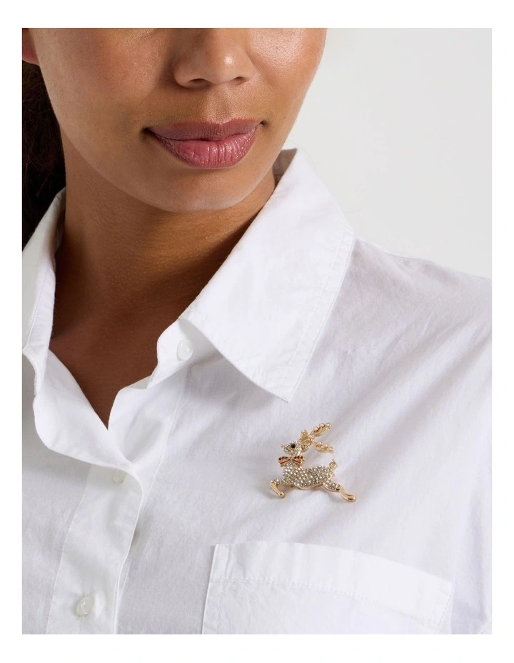 Reindeer Brooch in Gold image 2