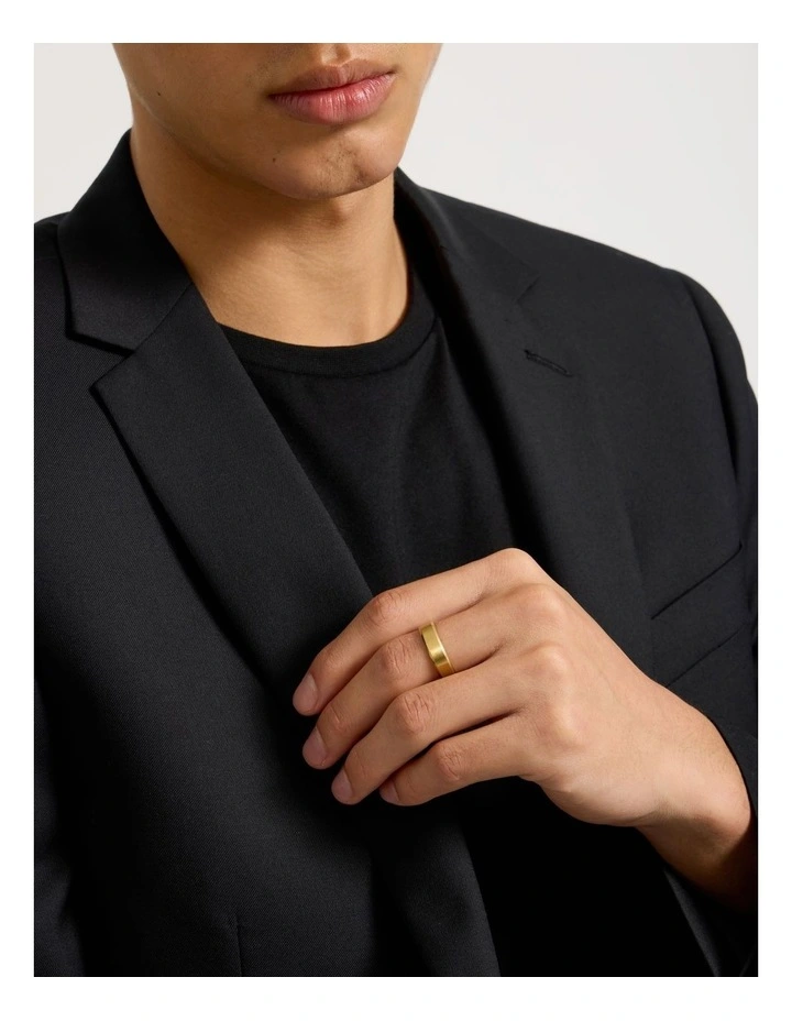 Brushed Ring in Gold image 2