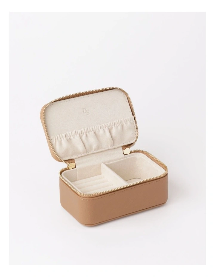 Small Zip Around Jewellery Box in Biscuit image 3