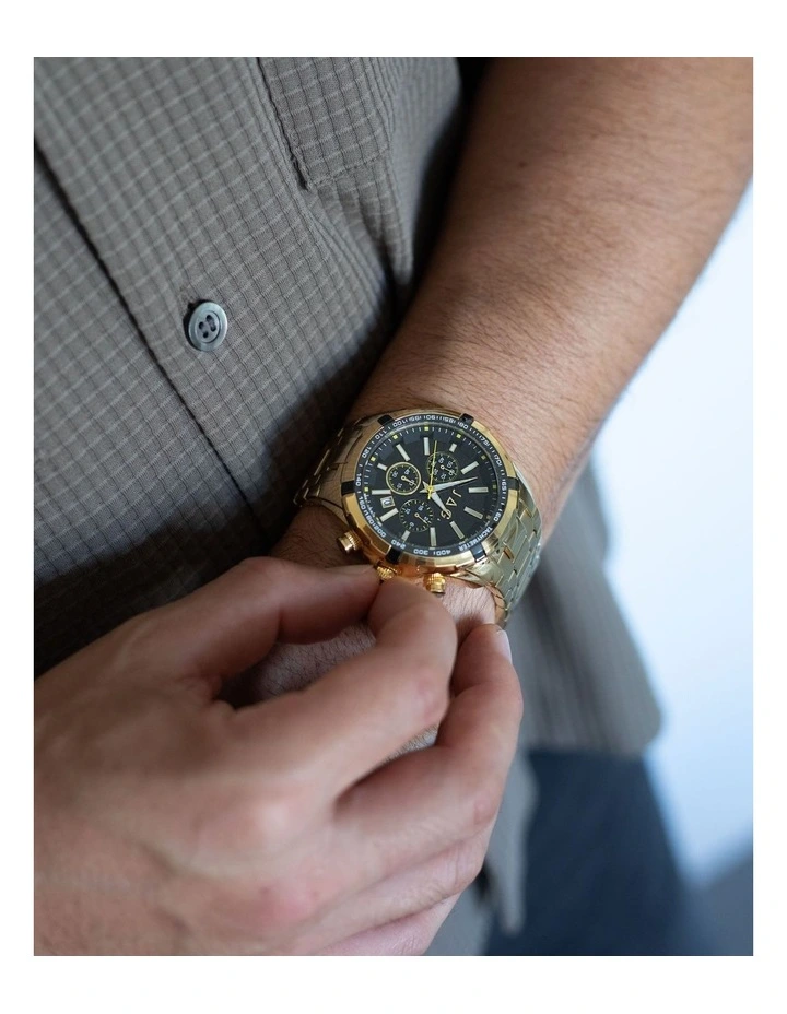 Boss Watch in Gold image 2