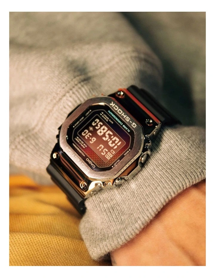 GM5600RW-1D Watch in Black image 3