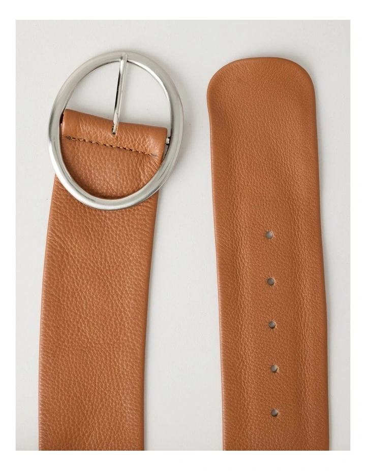 Peyton Wide Oval Buckle Belt in Tan image 2