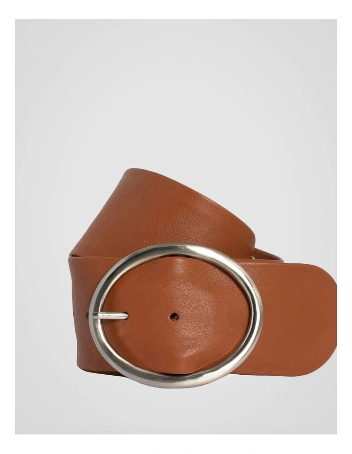 Peyton Wide Oval Buckle Belt in Tan image 3