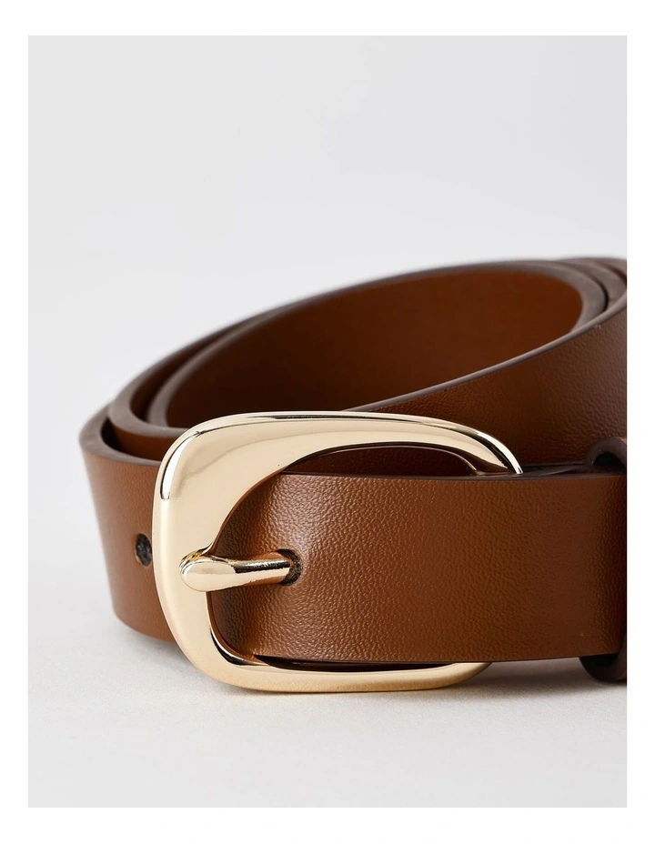 Curve Detail Buckle Belt in Tan image 5
