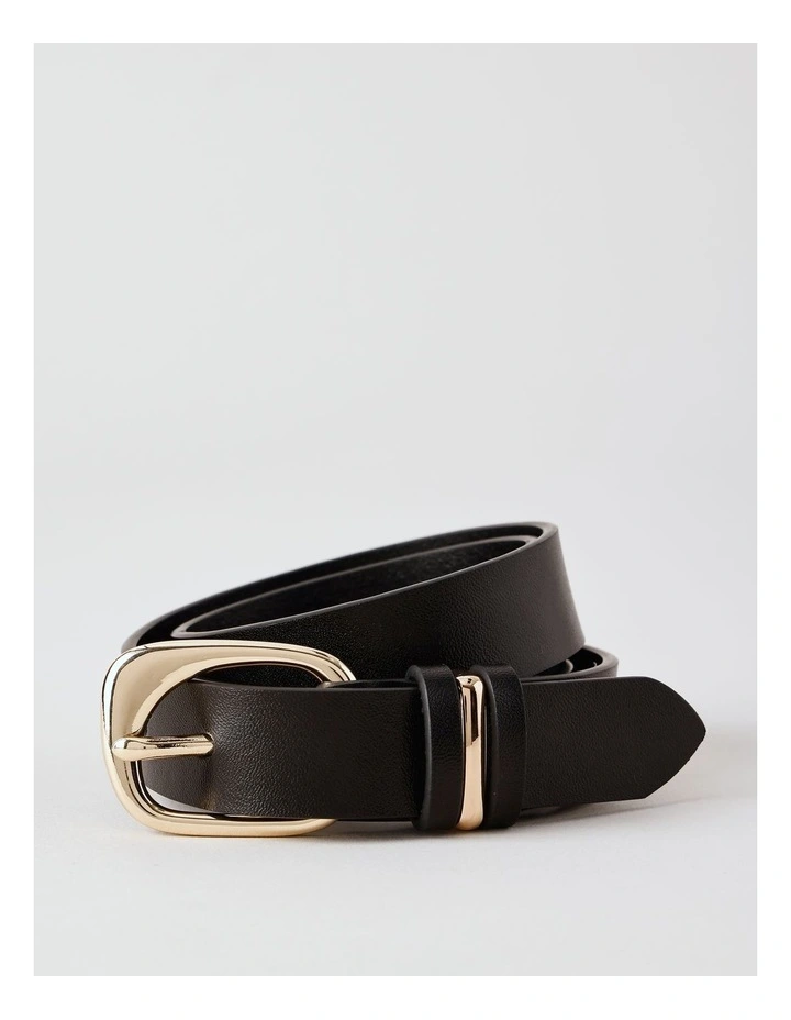 Curve Detail Buckle Belt in Black image 1