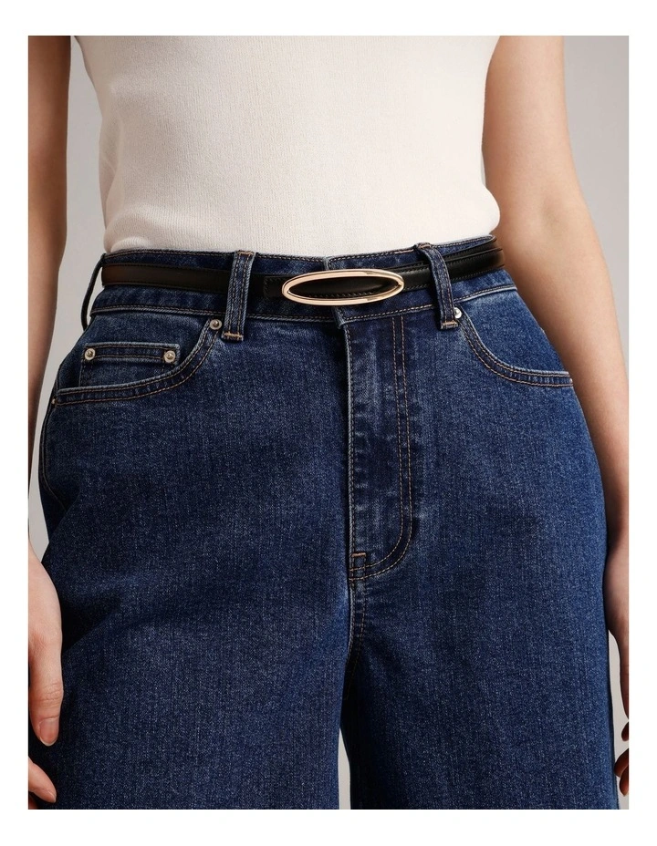 Thin Oval Buckle Belt in Black image 2