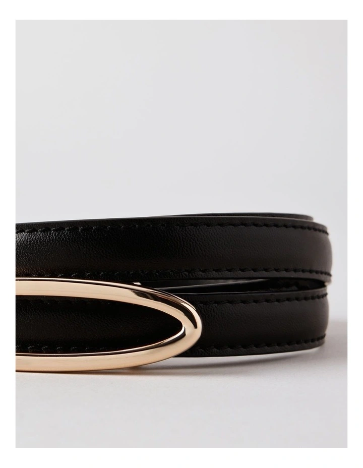 Thin Oval Buckle Belt in Black image 5
