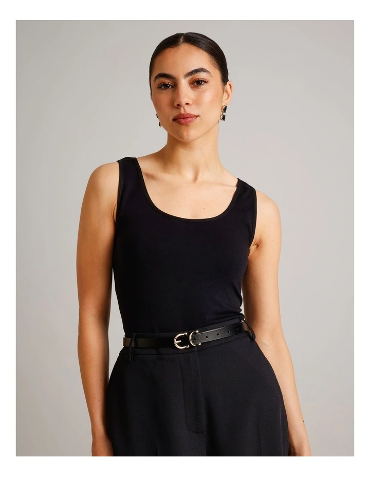 Eve Leather Belt in Black image 2