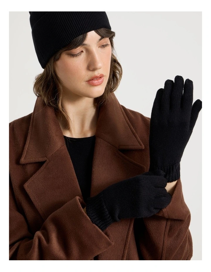 Rib Gloves in Black image 4