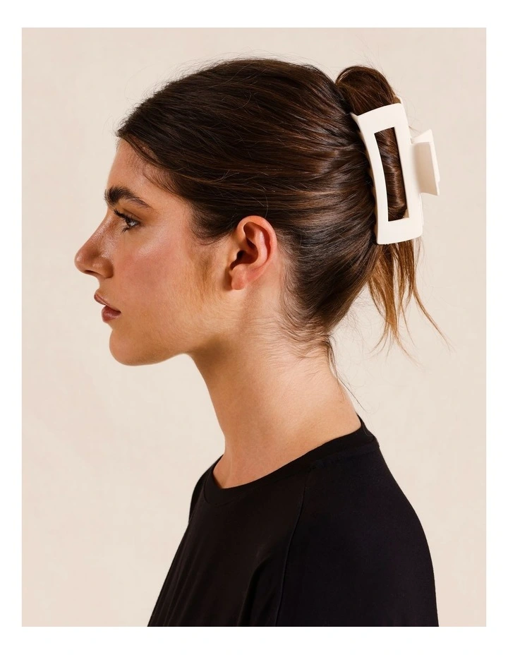 2 Pack Rectangle Claw Clip in Natural image 2