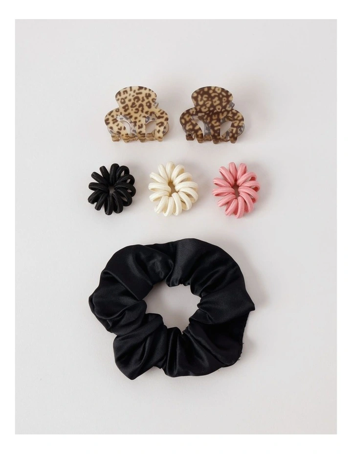 6 Piece Claw Scrunchie Hair Set in Assorted image 1