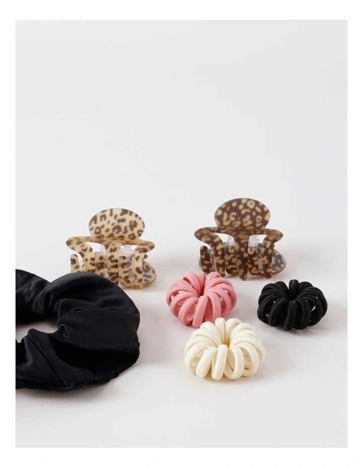6 Piece Claw Scrunchie Hair Set in Assorted image 2
