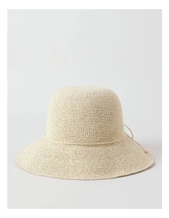 Fine Crochet Bucket Hat in Natural