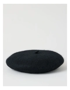 Beret Winter Hat in Black