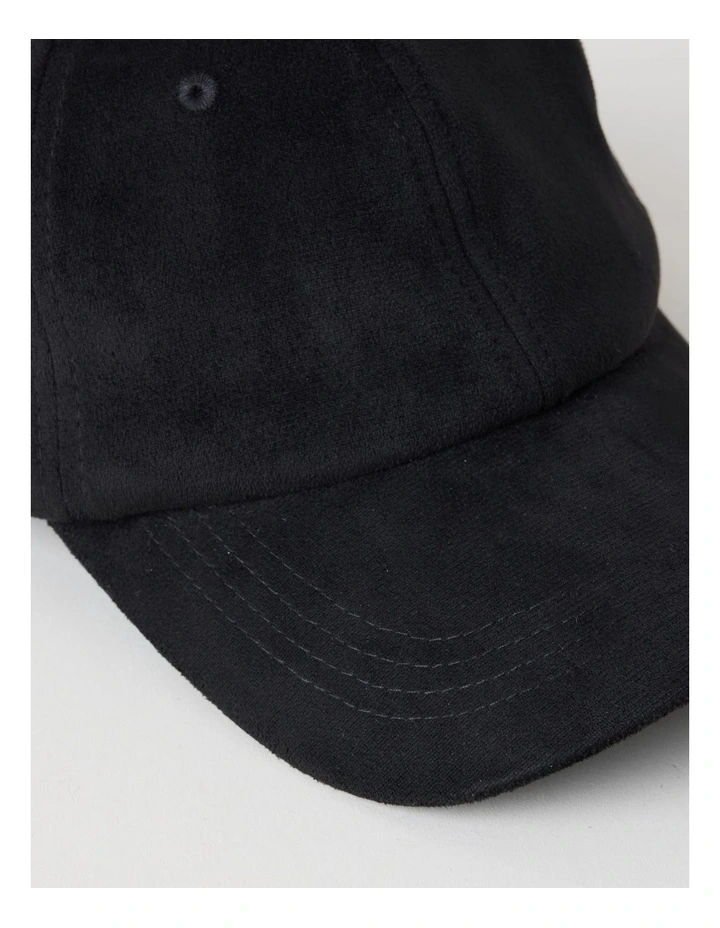 Amelia Cap in Black image 4
