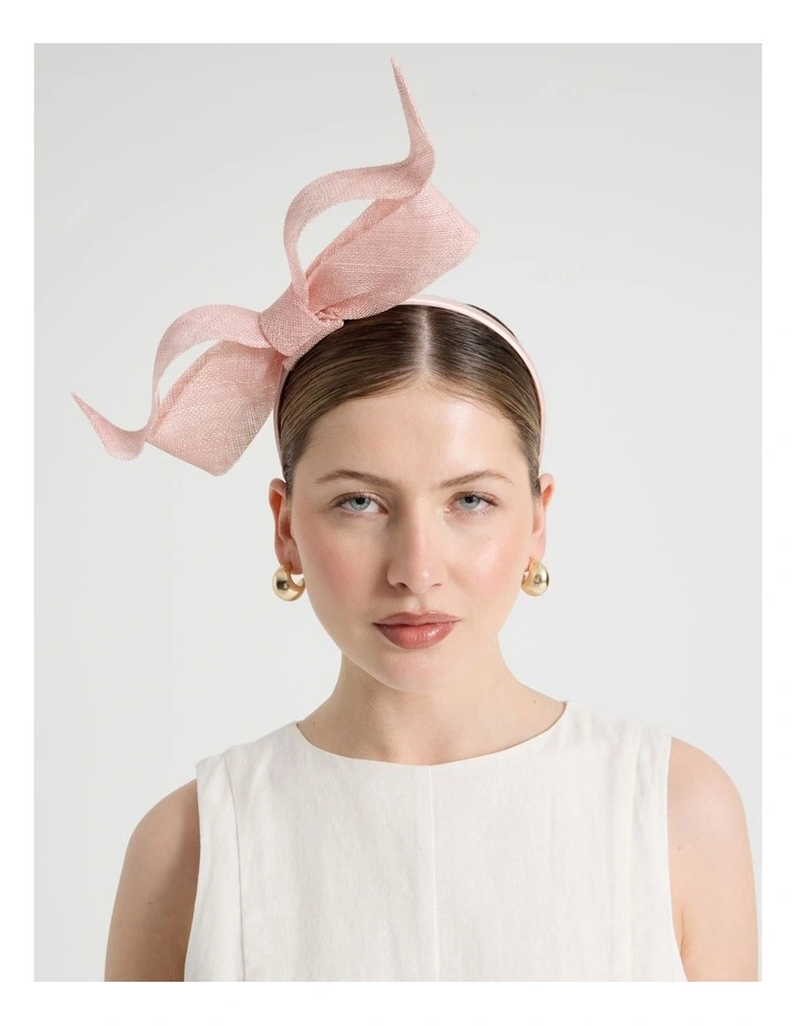 Fascinator in Pink image 2