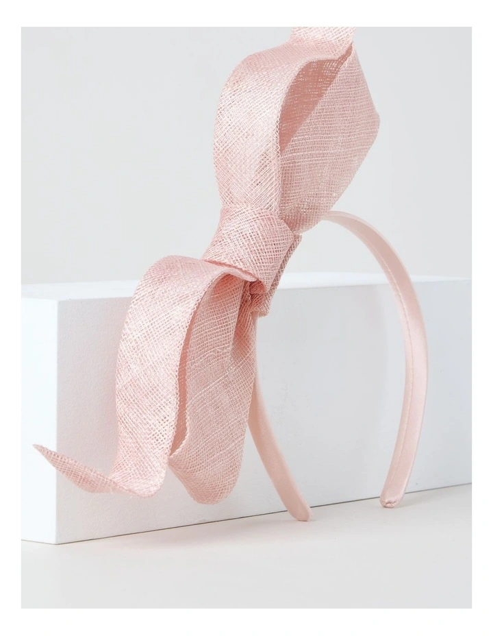 Fascinator in Pink image 3