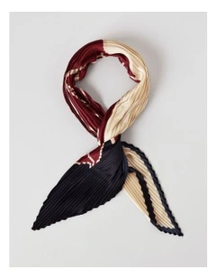 Somerset Pleated Headscarf in Burgundy