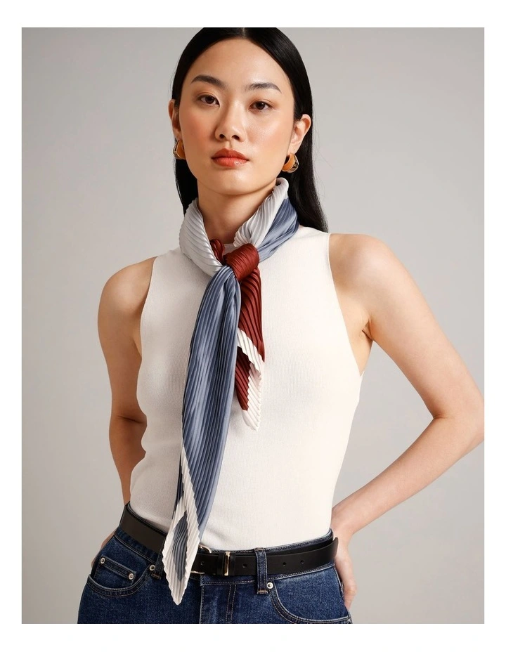 Pleated Neckerchief Scarf in Burgundy image 4
