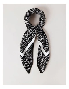 Geo Neckerchief in Black/White