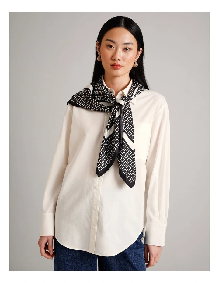 Geo Neckerchief in Black/White image 4