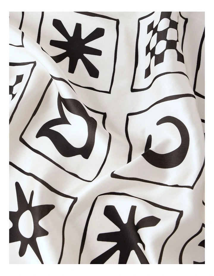 Icon Head Scarf in Ivory image 3