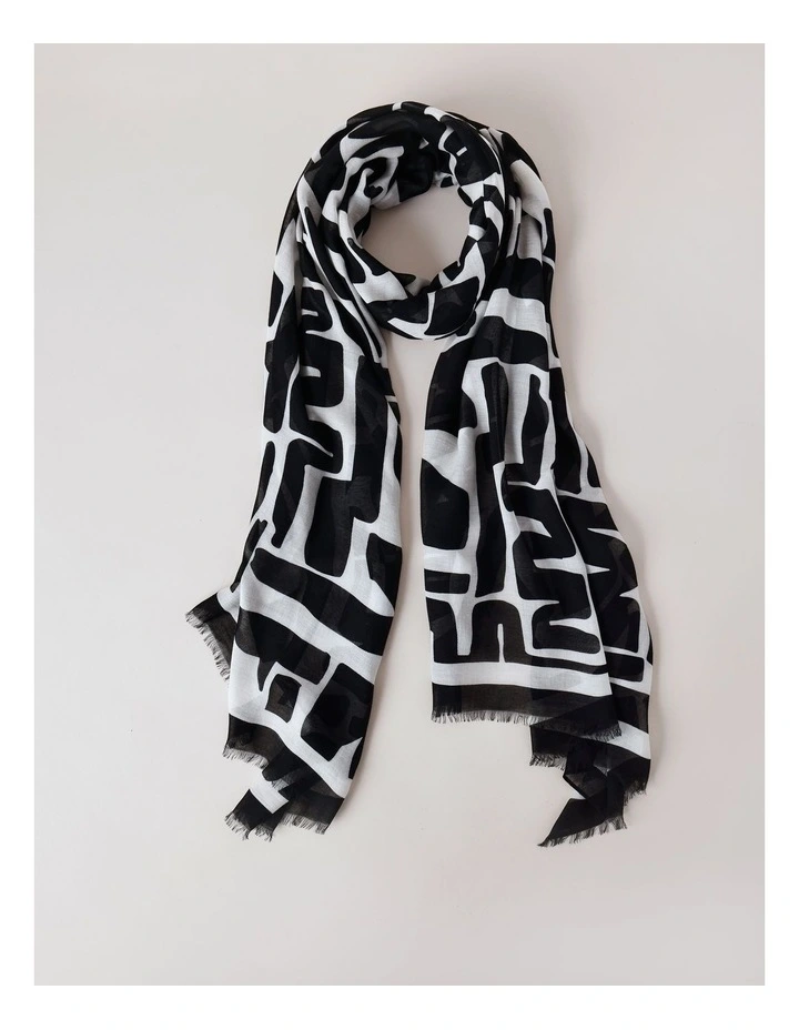 Lightweight Scarf in Black/White image 1