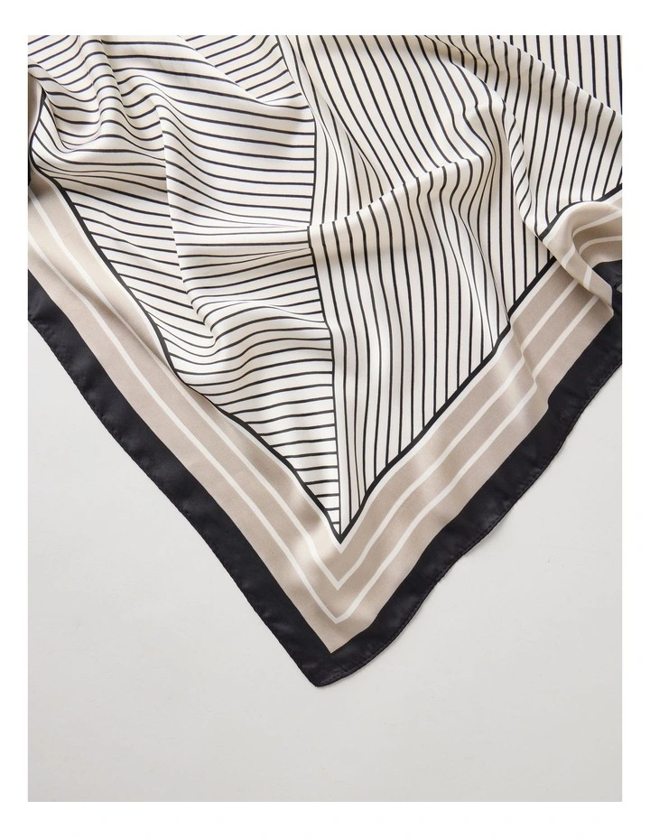Striped Neckerchief in Black/White image 4