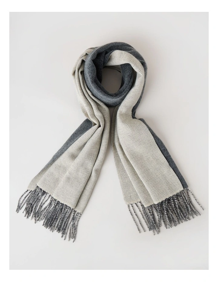 Reversible Winter Scarf in Grey image 3