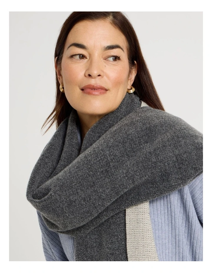 Reversible Winter Scarf in Grey image 4