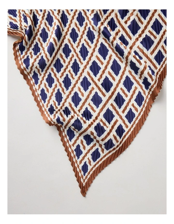 Maria Pleated Neckerchief in Caramel image 3