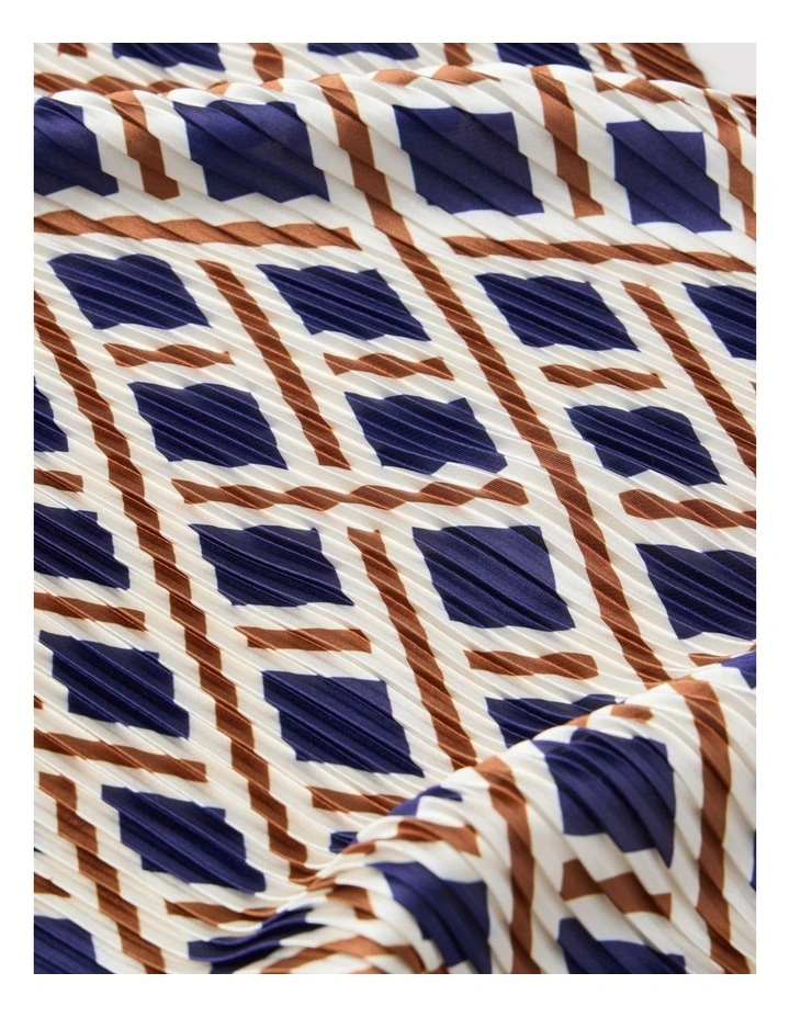 Maria Pleated Neckerchief in Caramel image 6
