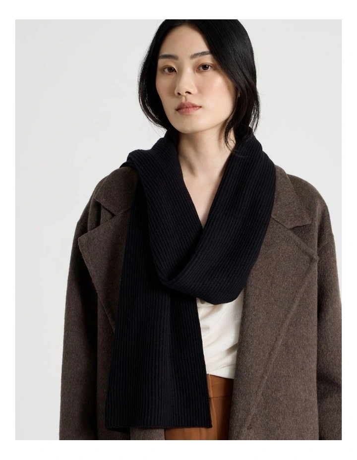 Rib Winter Scarf in Black image 2