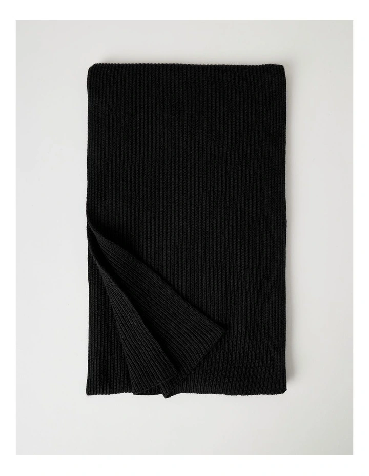 Rib Winter Scarf in Black image 2