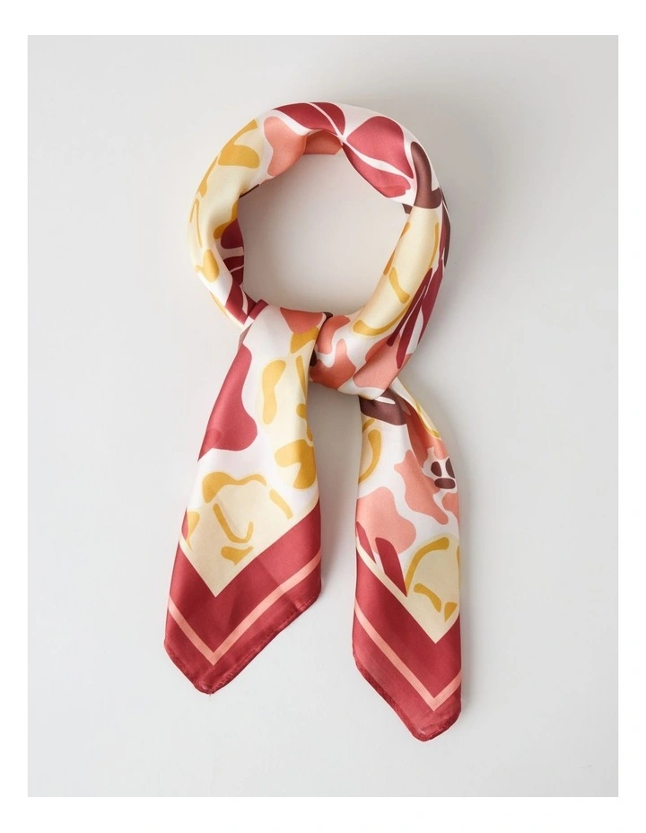 Scarf in Bold Floral Red Print image 1
