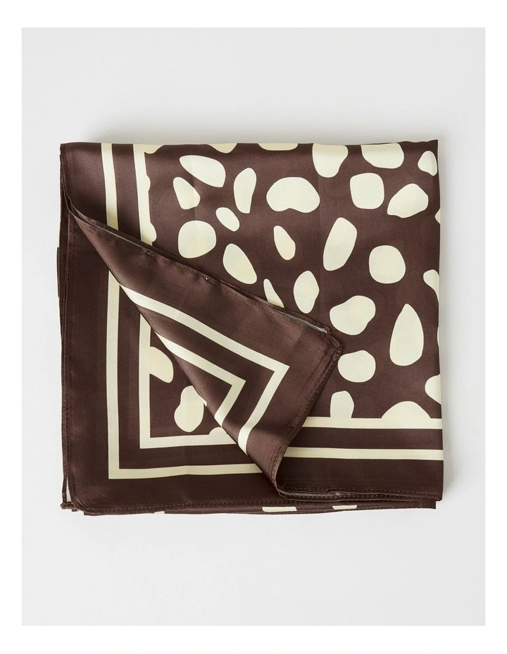 Scarf in Fawn and Cream Spot Print image 5